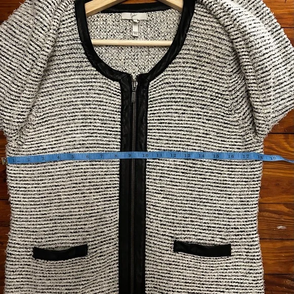 Coco Chanel Joie Black and White Mixed Media Structured Zip-Up Cardigan - Picture 7 of 11